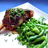 Slow Roasted Lamb Shanks with Garlic and Thyme