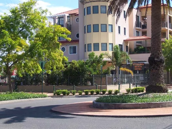Ettalong Beach Hotel